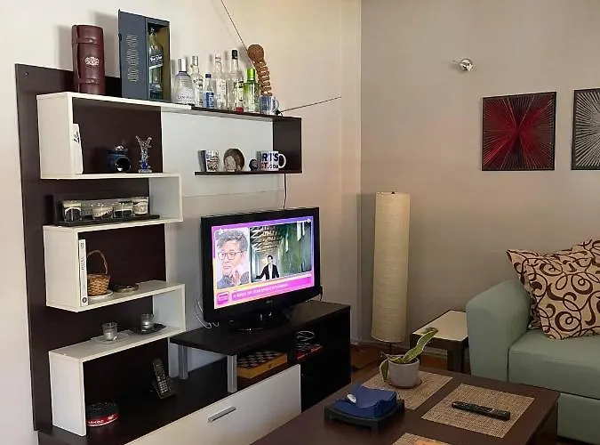 Home Sweet Home - 2 Bedroom Apartment